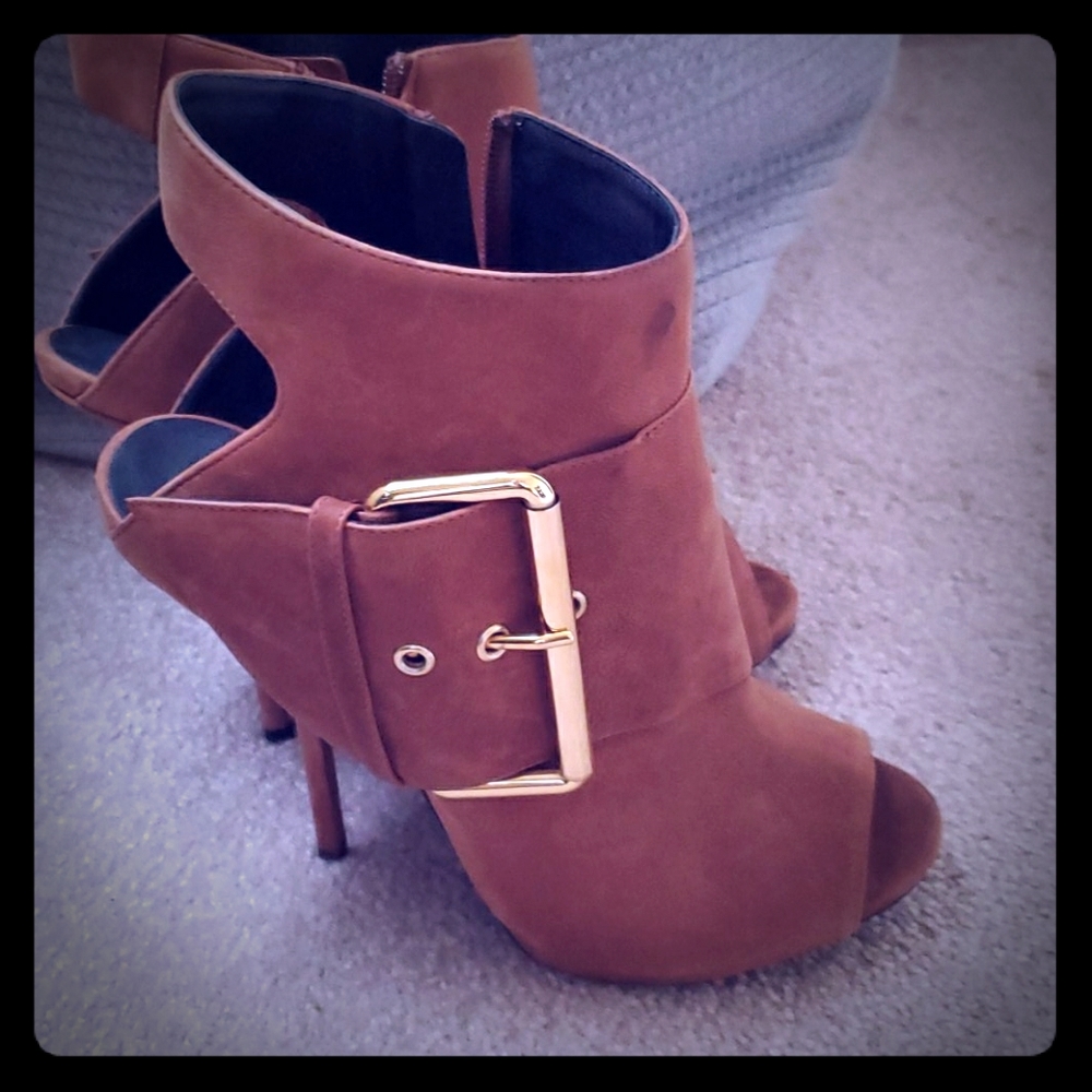 Giuseppe Zanotti Brown Suede Sandal